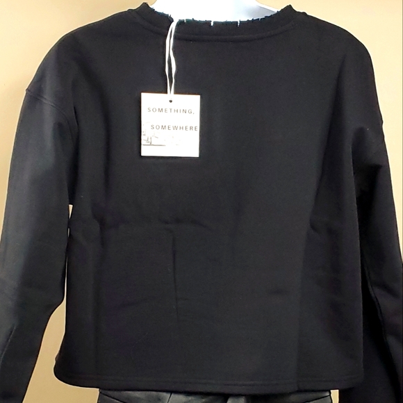 Golden Screen Print Cropped Sweatshirt - Picture 3 of 6